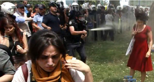 Video: Protesti na Taksimu