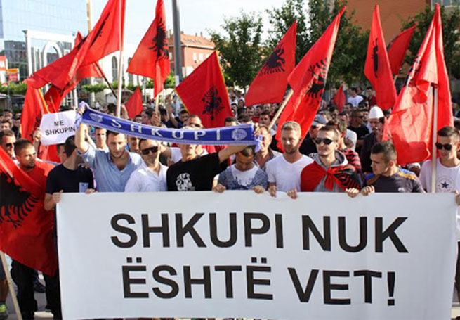 Protesti u Prištini i Tirani