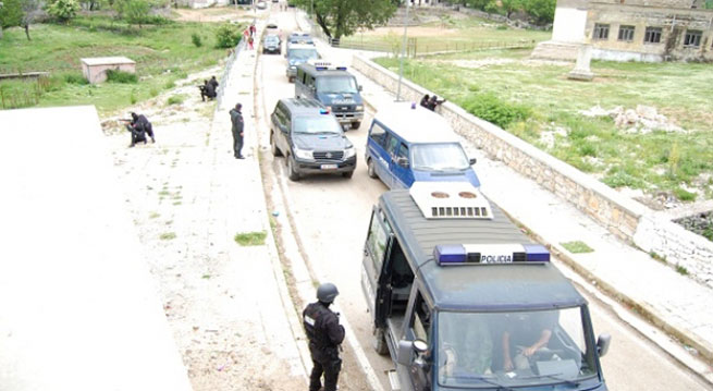 Akcija policije u Lazaretu, Albanija