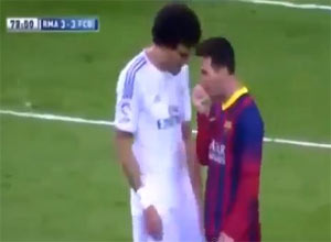 Šta su to šaptali Messi i Pepe?