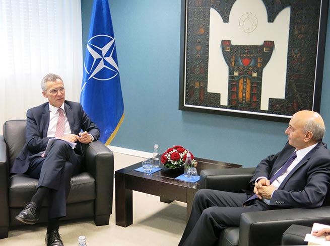 Generalni sekretar NATO na Kosovu