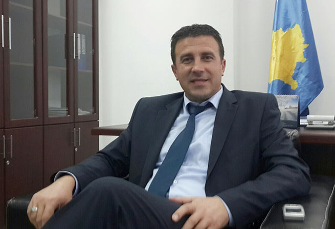 Ministar bez portfelja u Vladi Kosova