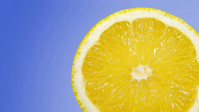 Limun sadrži jedinjenja koja posvjetljuju kožu