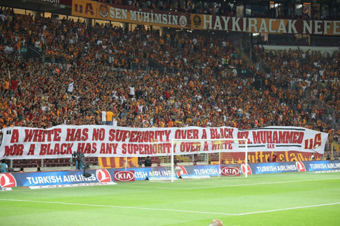 Velika parola navijača najtrofejnijeg turskog kluba 
