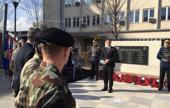 14 britanskih vojnika dalo svoj život za mir na Kosovu 