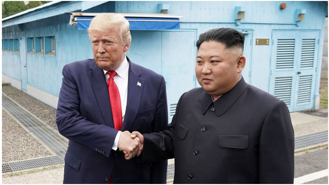 Trump s Kim Jong-unom u demilitariziranoj zoni