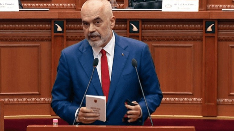 Premijer Albanije