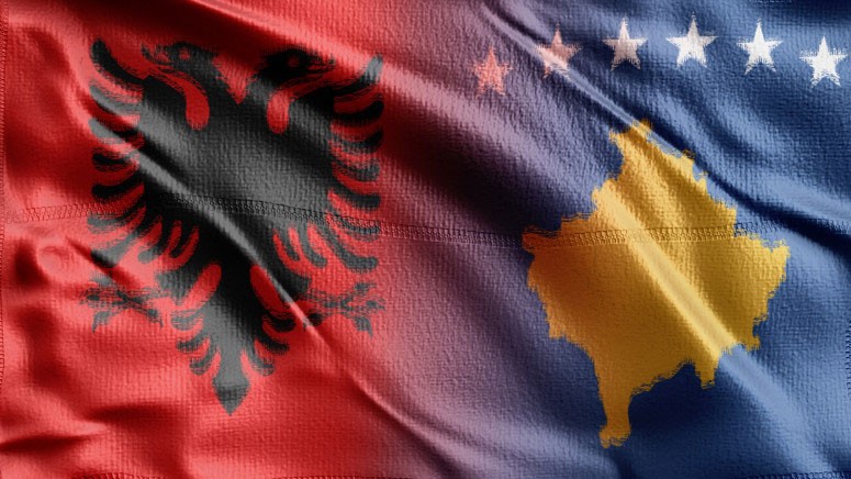 Kosovo-Albanija