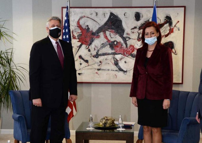 Ambasador SAD na Kosovu