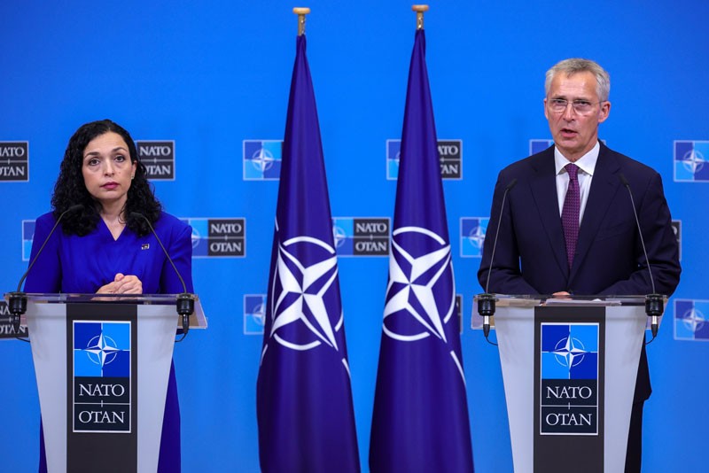NATO snažno podržava dijalog
