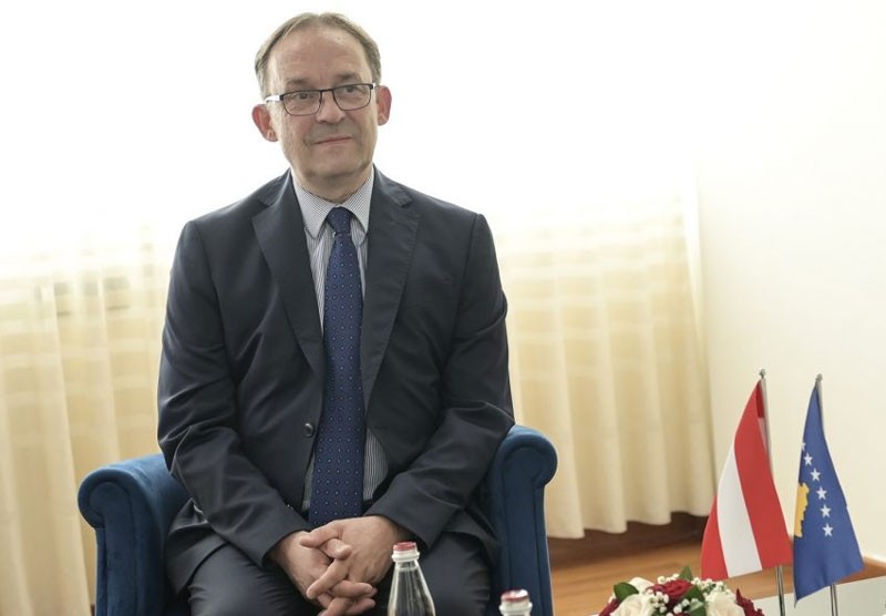 Austrijski ambasador na Kosovu